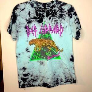 Def Leppard Unisex Tie Dye Graphic Tee Shirt 80s/90s Retro Streetwear Size S/M